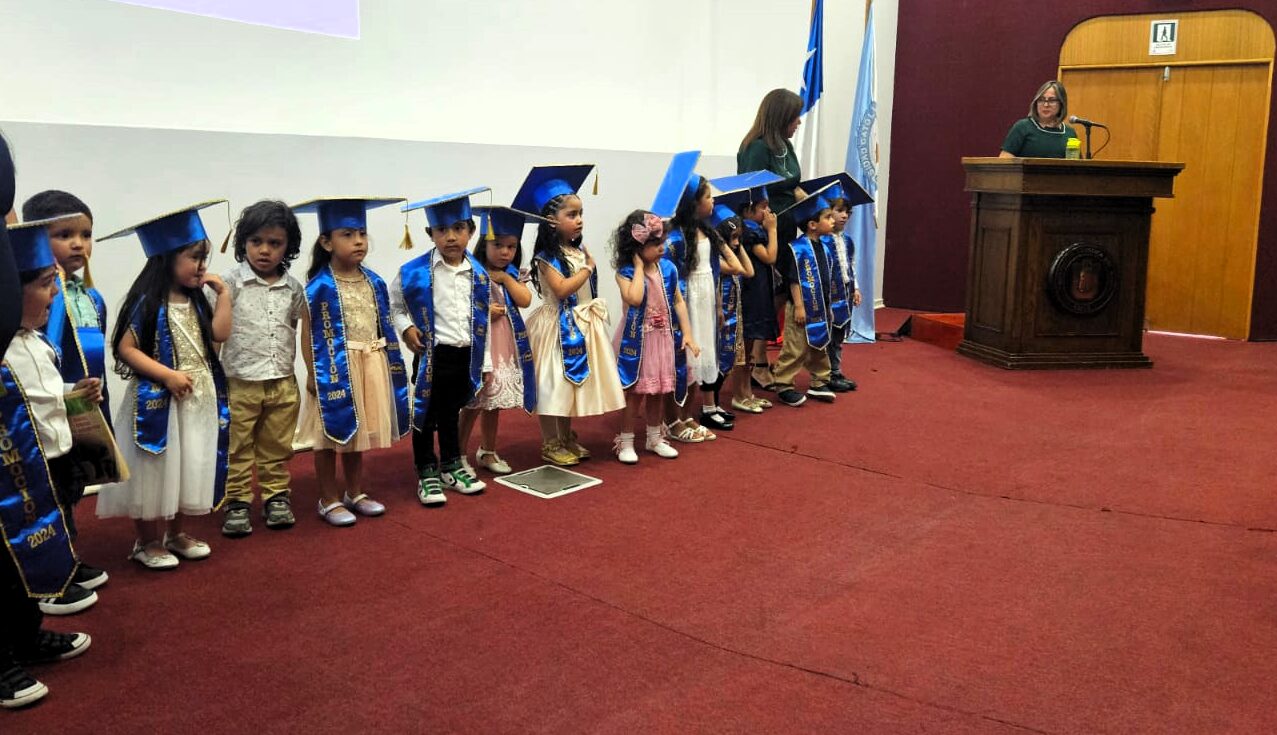 Emotiva ceremonia de egreso del Jardín Infantil UCN “Taqinki”